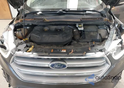 2017 Ford Escape Titanium из США, поврежденный, VIN 1FMCU9J99HUC13516